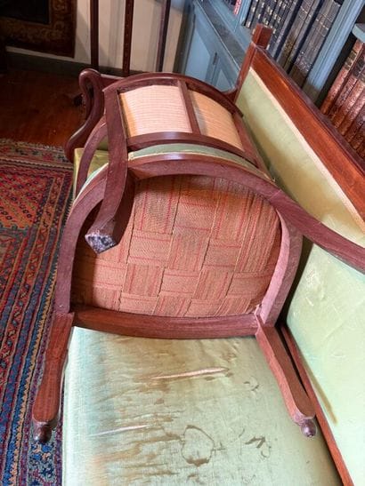 Living room set comprising: 
a suite of four...