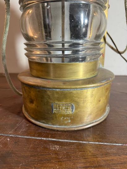 Lampe de bateau en cuivre et verre de la...
