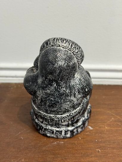 * ART INUIT. Ensemble de deux petites sculptures...