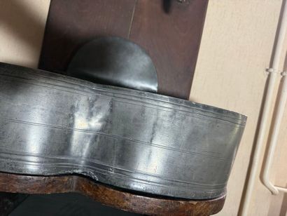 Pewter fountain. 
212 x 47 x 40 cm.
(The...