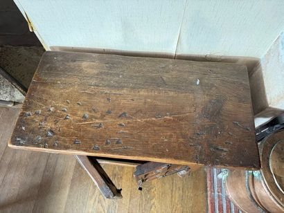Small Louis XIII style rustic regional piece...