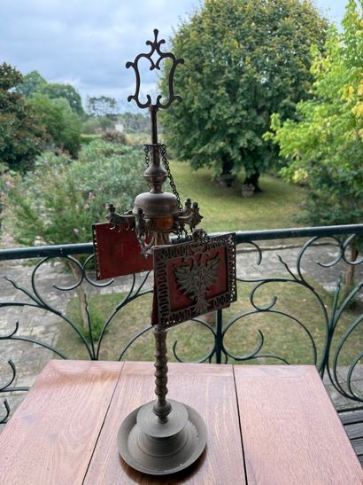 Yellow metal oil lamp with five light arms...