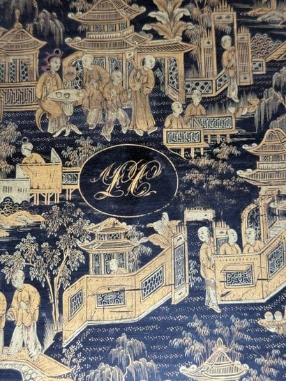 CHINA, Canton, 19th century. 
Sewing table...
