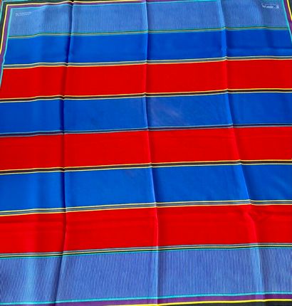 Lot de 5 foulards vintage en soie imprimée,...