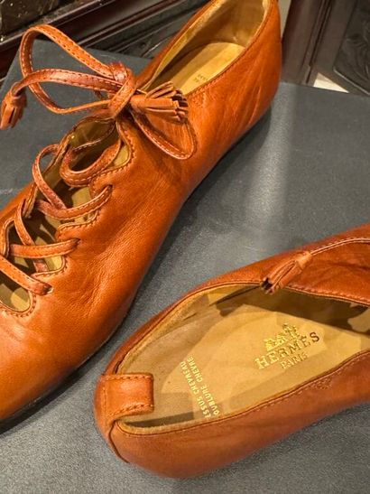 HERMES Paris (Made in Italy) 
Paire de chaussures...