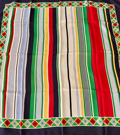 Lot de 5 foulards vintage en soie imprimée,...