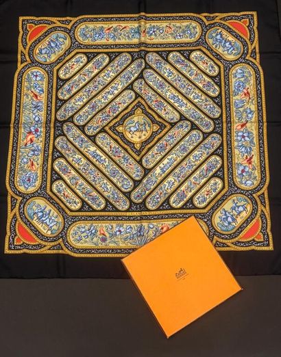 HERMÈS Paris.
Carré en soie imprimée sur...