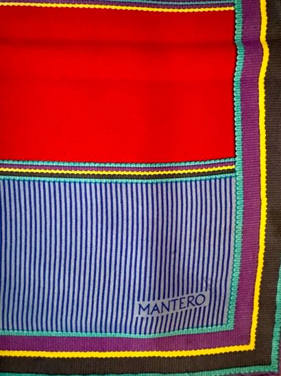 Lot de 5 foulards vintage en soie imprimée,...