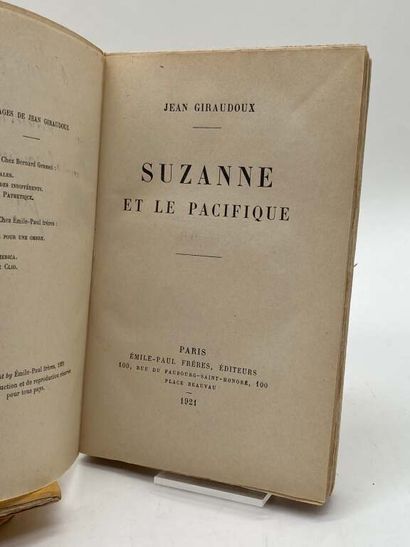 GIRAUDOUX, Jean. Suzanne et le Pacifique.
Published...