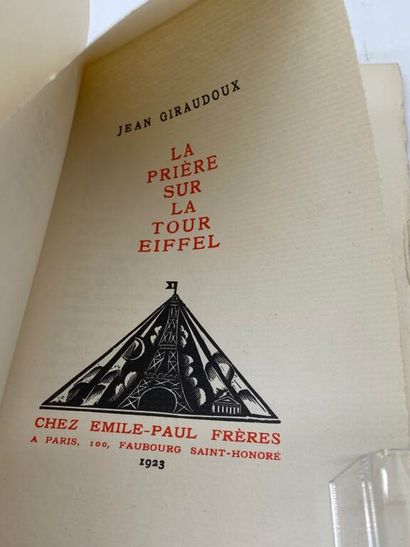 GIRAUDOUX, Jean. Suzanne et le Pacifique.
Published...