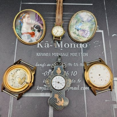 Lot of watches, watch parts and costume jewelry...