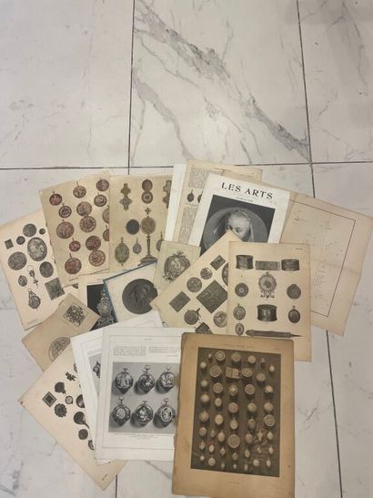 Ensemble de gravures et publications autour...