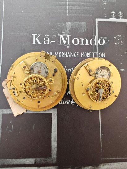 Set of two mechanical tilting movements,...