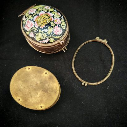 Rare boîte de montre dans le goût du XVIIème...