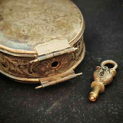 Rare boîte de montre dans le goût de la Renaissance...