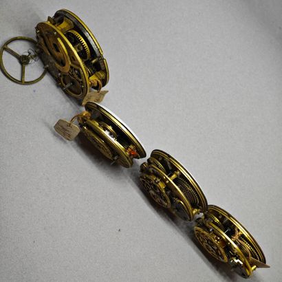 Set of 4 anonymous tilting movements, some...