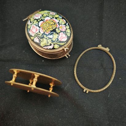 Rare boîte de montre dans le goût du XVIIème...