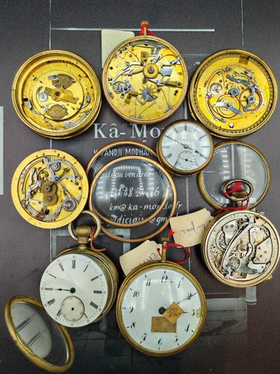 Ensemble de huit montres et mouvements de...