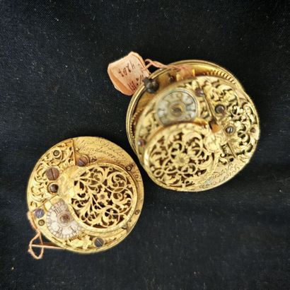 Set of two mechanical movements for onion...