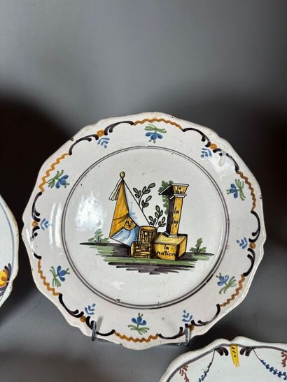 NEVERS. 18th century.
Set of six earthenware...