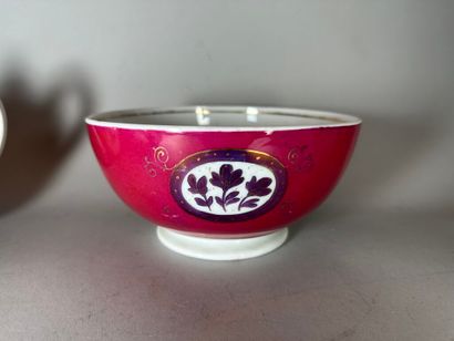 RUSSIA.
Porcelain cookie bowl decorated with...