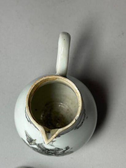 CHINA, Compagnie des Indes.
Small porcelain...