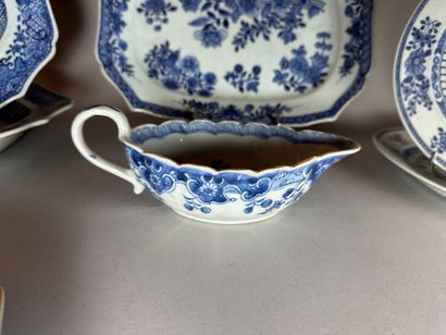 CHINA, Compagnie des Indes. 
A set of porcelain...