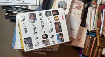 Important ensemble de livres modernes sur...