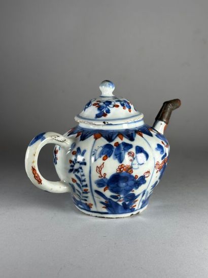CHINA, Compagnie des Indes.
Small baluster...