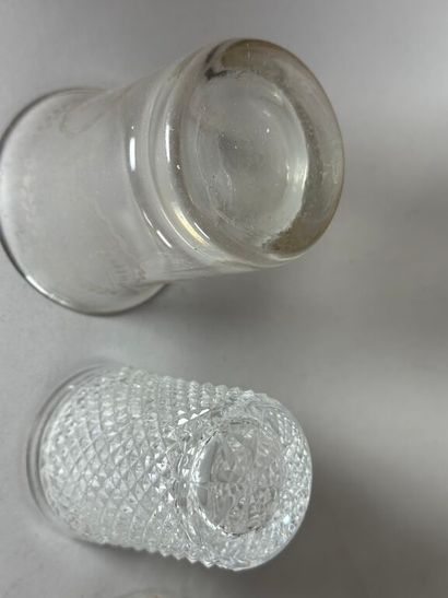 18th and 19th centuries.
Engraved glass lot...