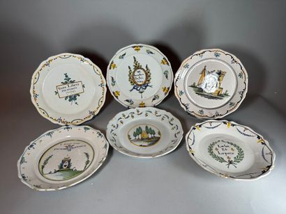 NEVERS. 18th century.
Set of six earthenware...