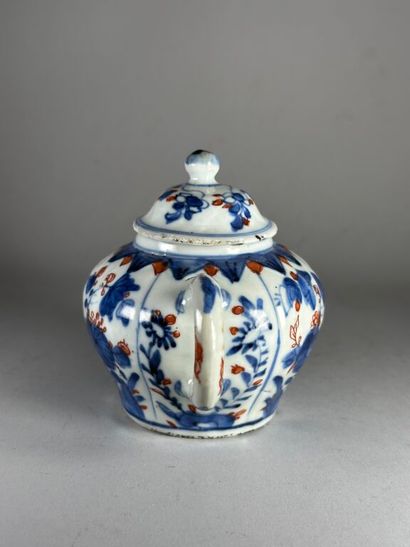 CHINA, Compagnie des Indes.
Small baluster...