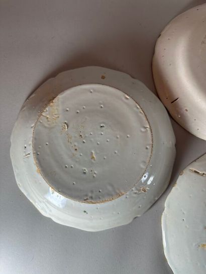NEVERS.
Two rimmed earthenware plates with...