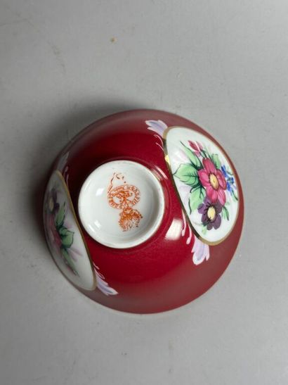 RUSSIA.
Porcelain cookie bowl decorated with...