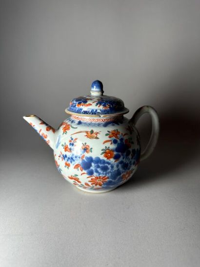 CHINA, Compagnie des Indes.
Porcelain globular...