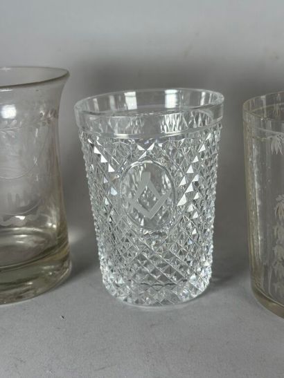 18th and 19th centuries.
Engraved glass lot...