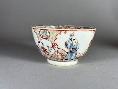 CHINA, Compagnie des Indes.
Porcelain lot...