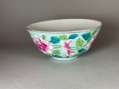 RUSSIA.
Porcelain cookie bowl decorated with...