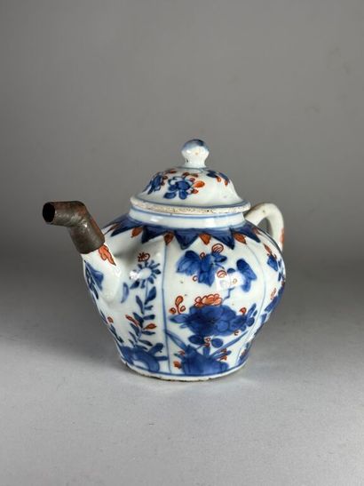 CHINA, Compagnie des Indes.
Small baluster...