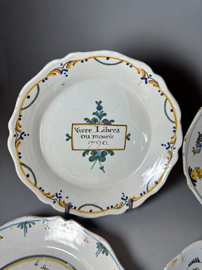 NEVERS. 18th century.
Set of six earthenware...