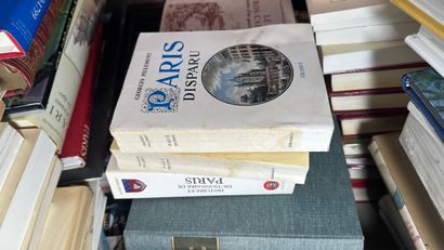 Important ensemble de livres modernes sur...