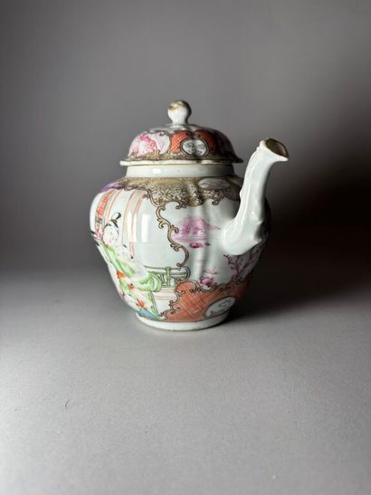 CHINA, Compagnie des Indes.
Porcelain baluster...