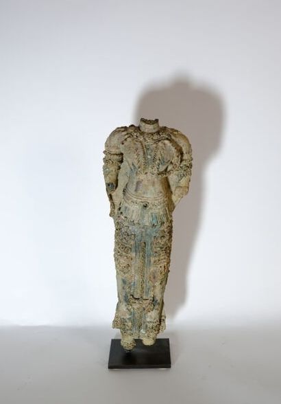 THAILANDE.
Statue de bouddha en bronze, représenté...