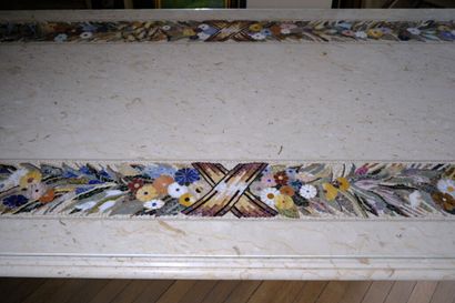 Grande table de salle à manger rectangulaire...