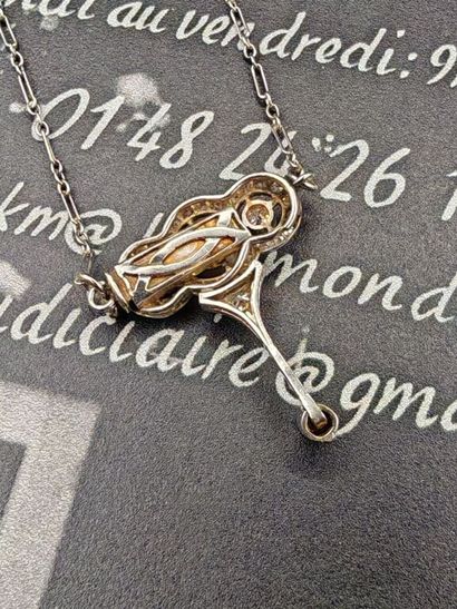 Creative design in 950‰ platinum and 750‰...