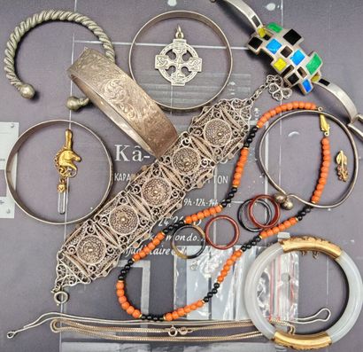 A set of costume jewelry or interethnic jewelry...