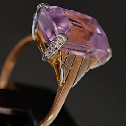 Ring in 750‰ rose gold and 950‰ platinum,...