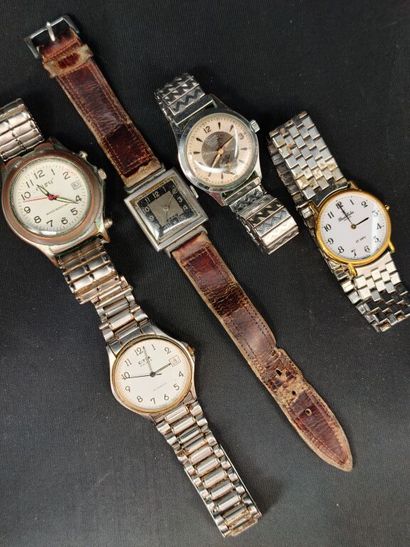 NOT LISTED ///A collection of steel watches...