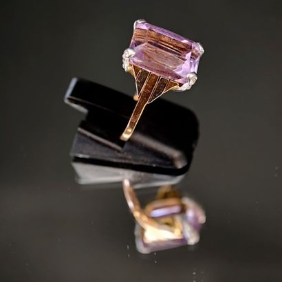 Ring in 750‰ rose gold and 950‰ platinum,...