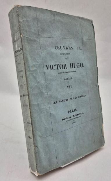 HUGO, Victor. *Les Rayons et les ombres*.

Paris,...